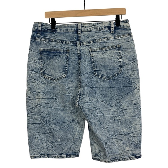 Women's Acid Washed Distressed Blue Denim Button Up Bermuda Shorts 1XL Stretch - Picture 2 of 9